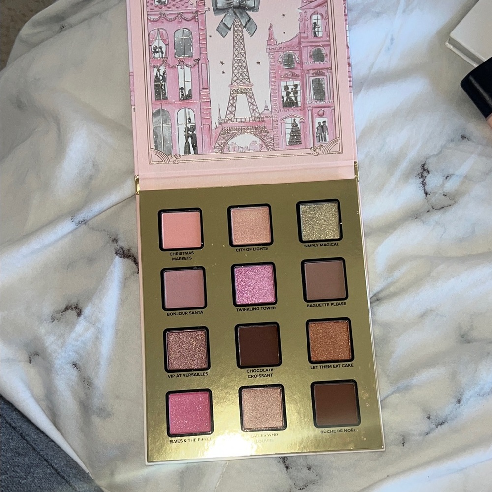 Too Faced Parisian Pink and Gold Palette - Picture 2 of 4